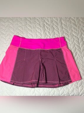 Lululemon Fast Cat Skirt Raspberry Glo Plum Hyperstripe Pink EUC!